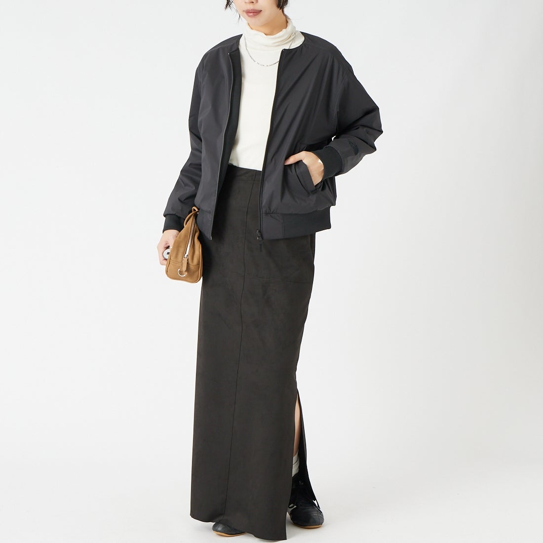 THE NORTH FACE [ザ ノースフェイス] リバーシブルテックエアー ラウンドネックジャケット [NTW62580] K &&モデル身長：162cm 着用サイズ：M&&