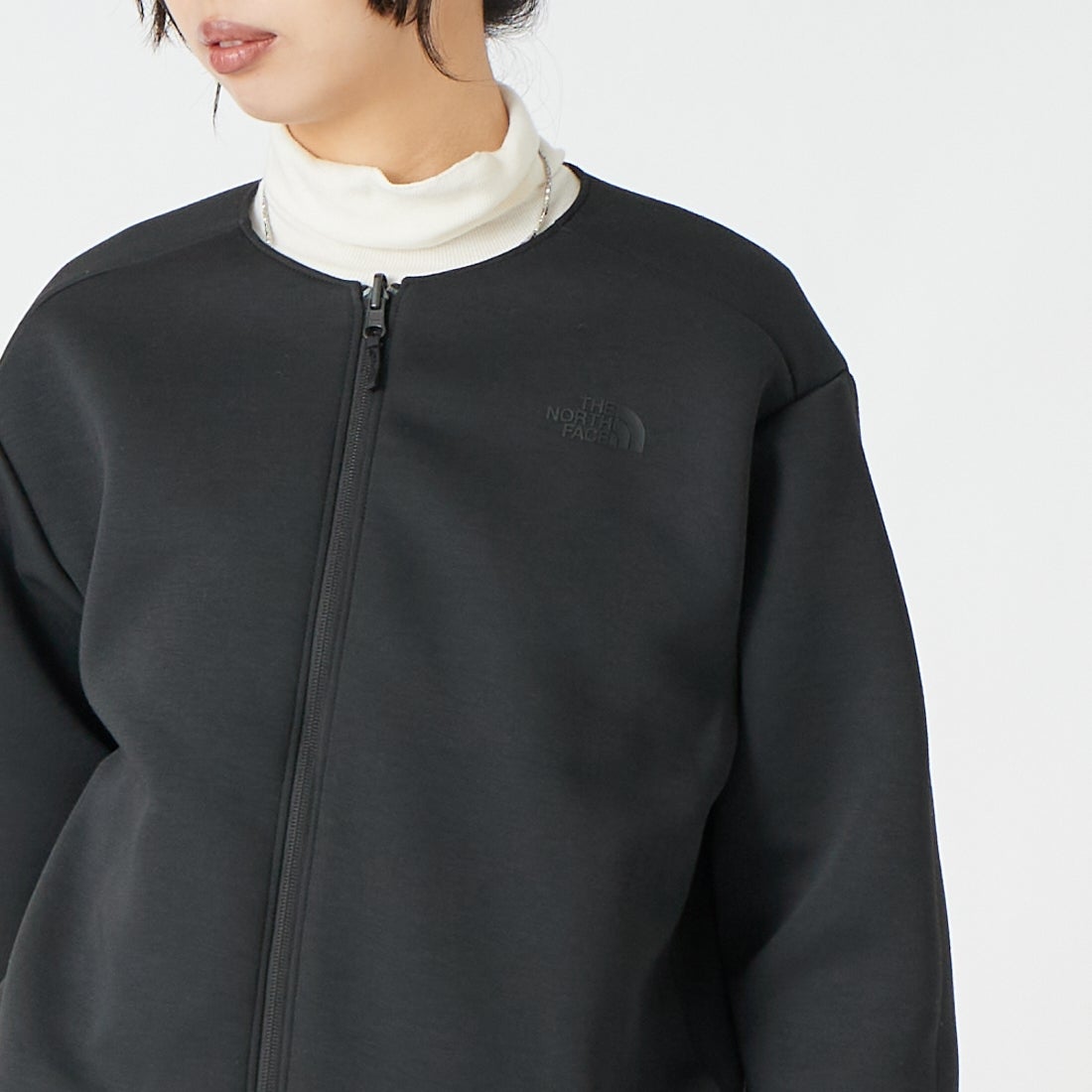 THE NORTH FACE [ザ ノースフェイス] リバーシブルテックエアー ラウンドネックジャケット [NTW62580] K &&モデル身長：162cm 着用サイズ：M&&