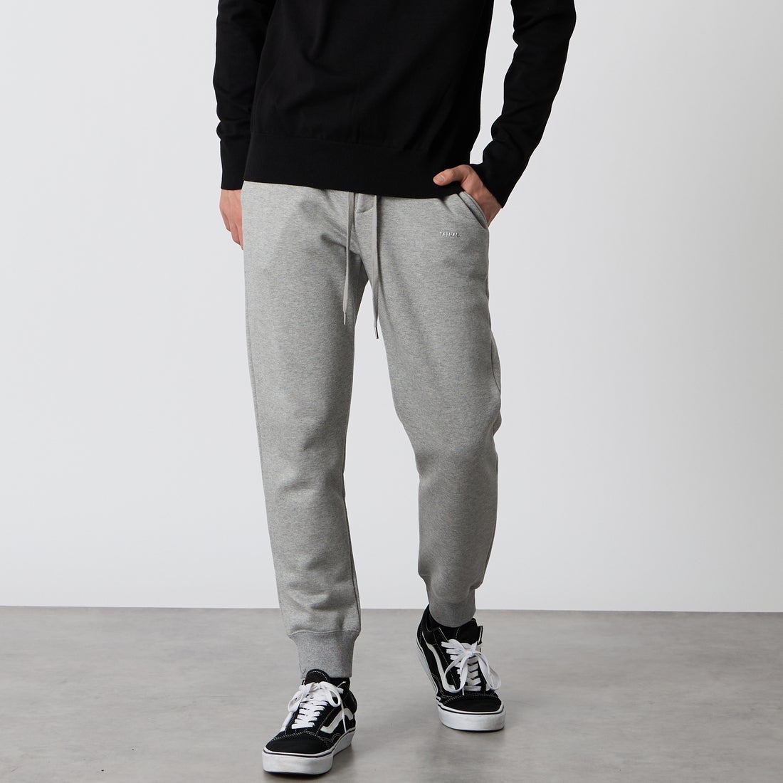 TATRAS [タトラス] FOLMIDO/フォルミード パンツ [MCKA0048103588] GRAY &&モデル身長：177cm 着用サイズ：1&&