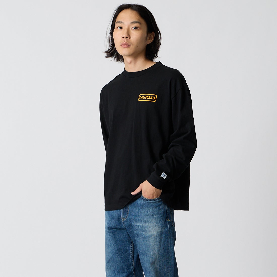 The Endless Summer [エンドレスサマー] GOOD TIME フロッキープリントロングスリーブTシャツ [1280-26774312] 01 BLACK &&モデル身長：175cm 着用サイズ：M&&