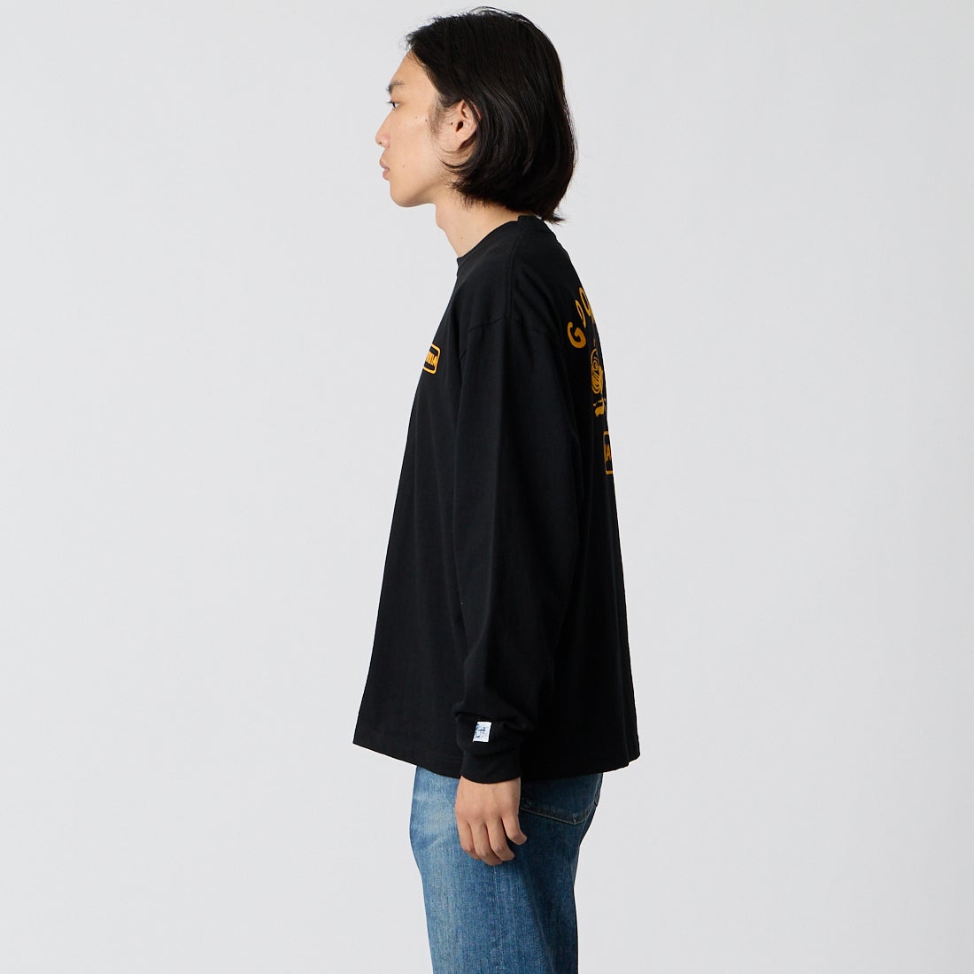 The Endless Summer [エンドレスサマー] GOOD TIME フロッキープリントロングスリーブTシャツ [1280-26774312] 01 BLACK &&モデル身長：175cm 着用サイズ：M&&