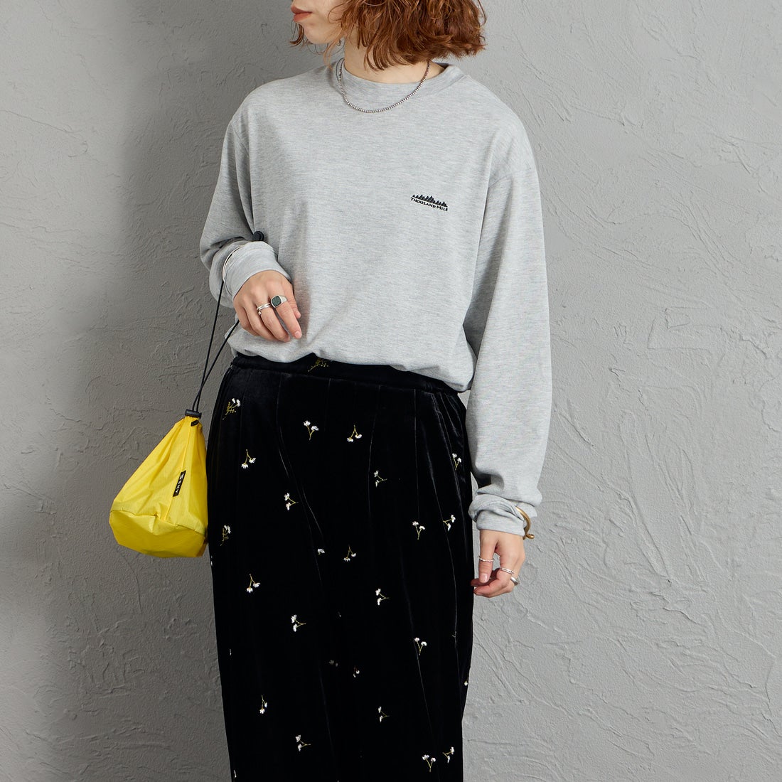 THOUSAND MILE [サウザンド マイル] ロングスリーブTシャツ [TM262TC00060] 15 MD.GRAY &&モデル身長：158cm 着用サイズ：S&&