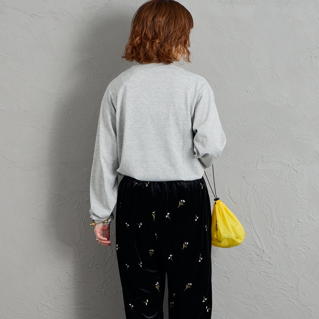 THOUSAND MILE [サウザンド マイル] ロングスリーブTシャツ [TM262TC00060] 15 MD.GRAY &&モデル身長：158cm 着用サイズ：S&&