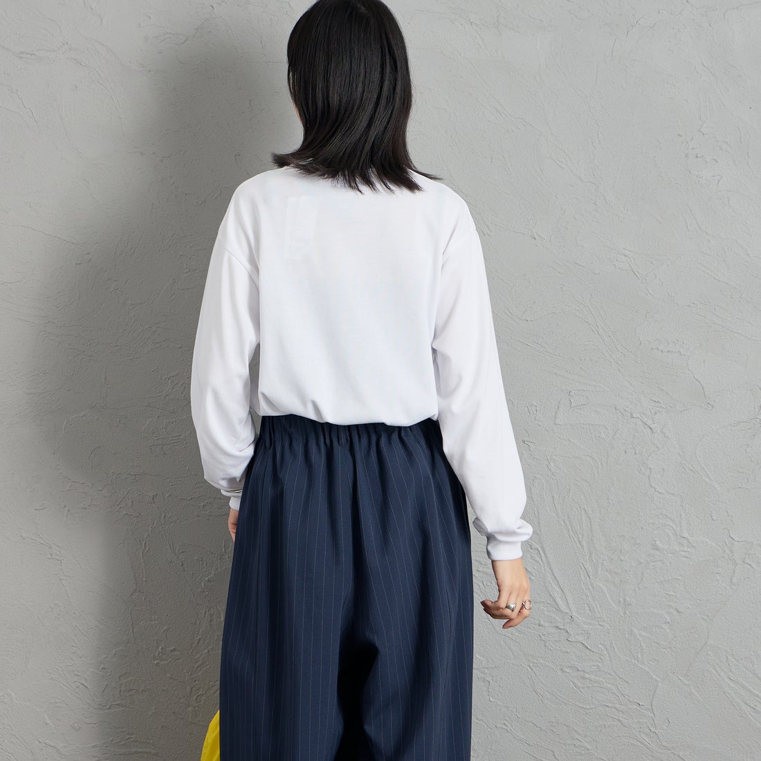 THOUSAND MILE [サウザンド マイル] ロングスリーブTシャツ [TM262TC00060] 01 WHITE &&モデル身長：162cm 着用サイズ：S&&