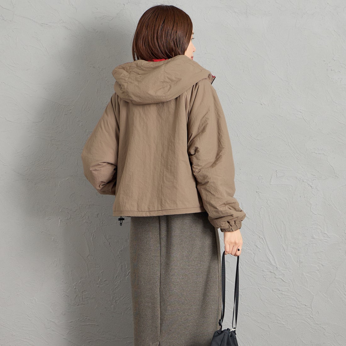 frostline [フロストライン] 別注 リバーシブルフードブルゾン [FL29-JK-IN6-JF] MOCHA &&モデル身長：159cm 着用サイズ：S&&