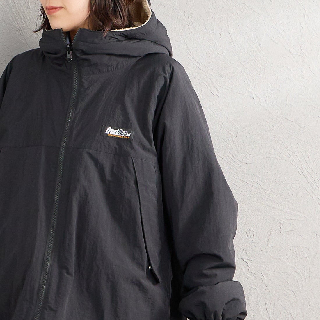 frostline [フロストライン] 別注 リバーシブルフードブルゾン [FL29-JK-IN6-JF] BLACK &&モデル身長：160cm 着用サイズ：M&&