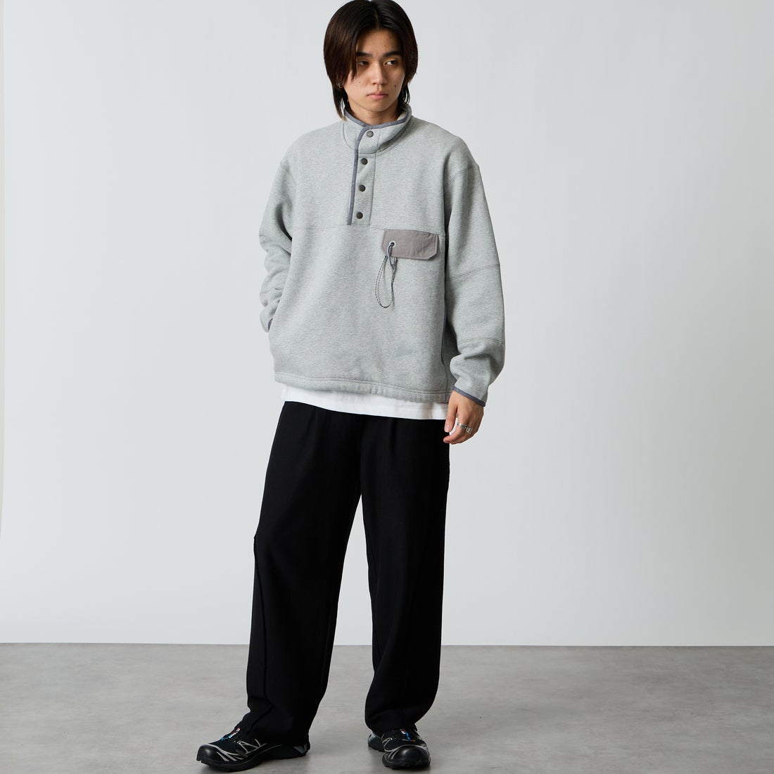 and wander [アンドワンダー] スウェットプルオーバー [5746284086] L.GRAY &&モデル身長：177cm 着用サイズ：M&&