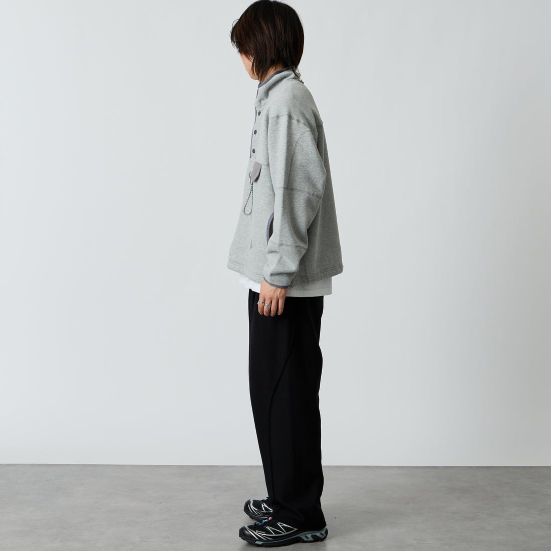 and wander [アンドワンダー] スウェットプルオーバー [5746284086] L.GRAY &&モデル身長：177cm 着用サイズ：M&&