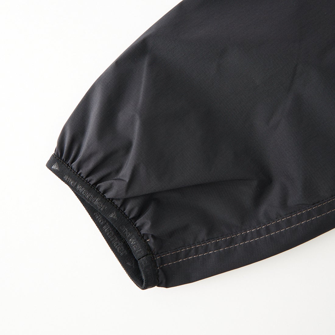 and wander [アンドワンダー] PERTEX ウィンドジャケット [5746921016] BLACK