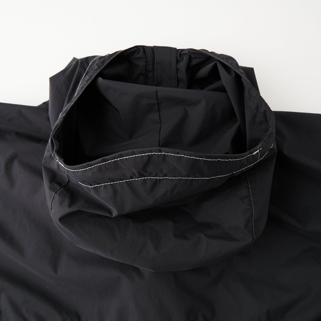 and wander [アンドワンダー] PERTEX ウィンドジャケット [5746921016] BLACK