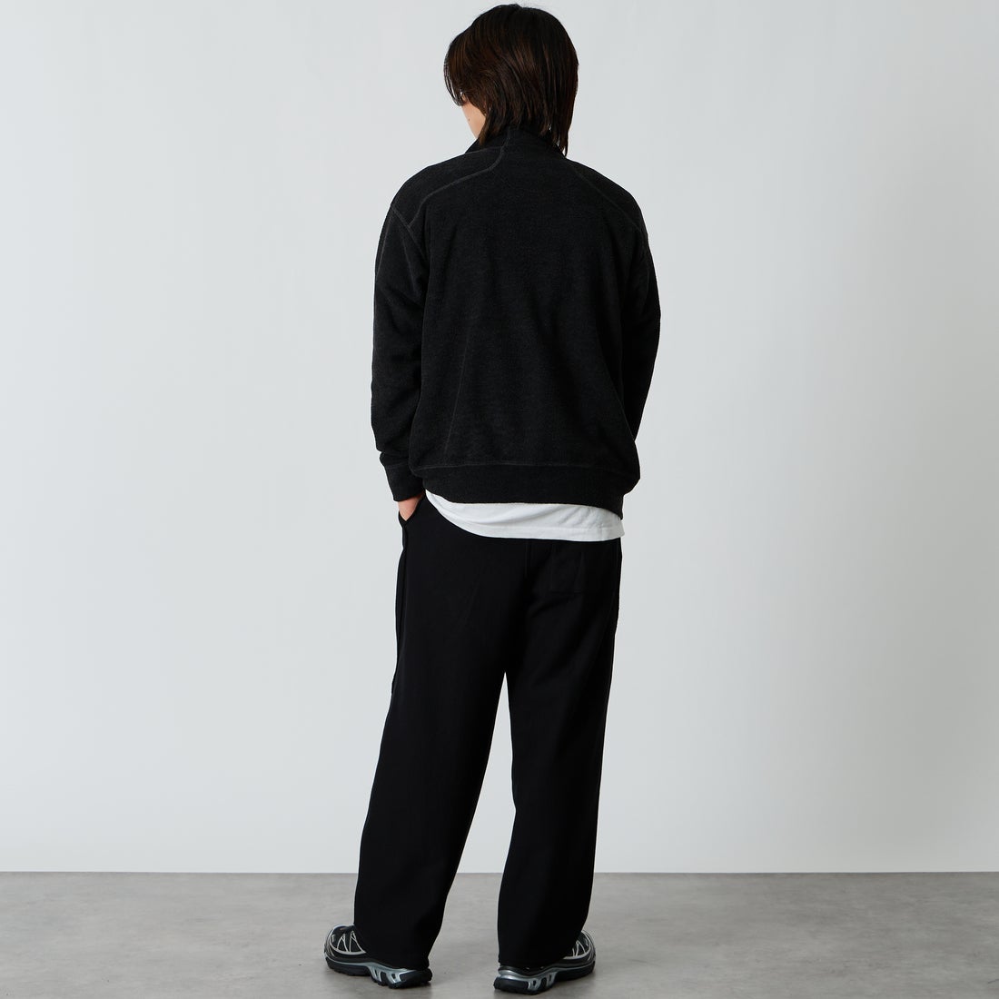 and wander [アンドワンダー] PEウォームパイル スタンドカラージップジャケット [5746284082] BLACK &&モデル身長：177cm 着用サイズ：M&&