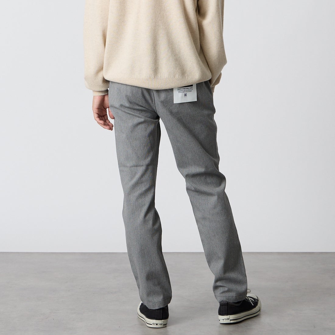 Jeans Factory Clothes [ジーンズファクトリークローズ] ソフトサーモコードストレッチ 1Pイージートラウザー [JFC-264-054] 64 GRY &&モデル身長：175cm 着用サイズ：M&&