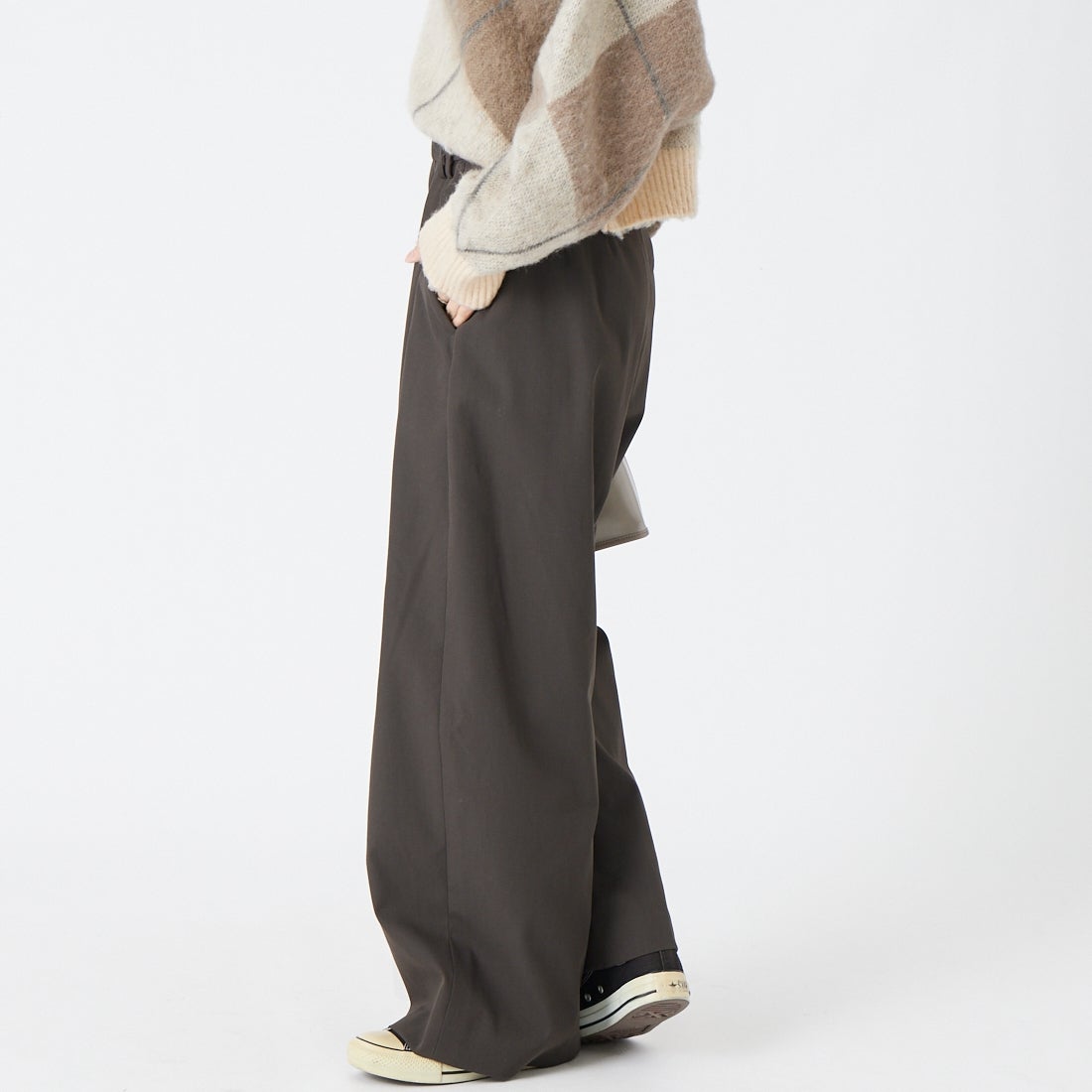 Jeans Factory Clothes [ジーンズファクトリークローズ] マルーデコットンチノクロス タックワイドパンツ [LWJF-01] 10 CHA &&モデル身長：162cm 着用サイズ：36&&