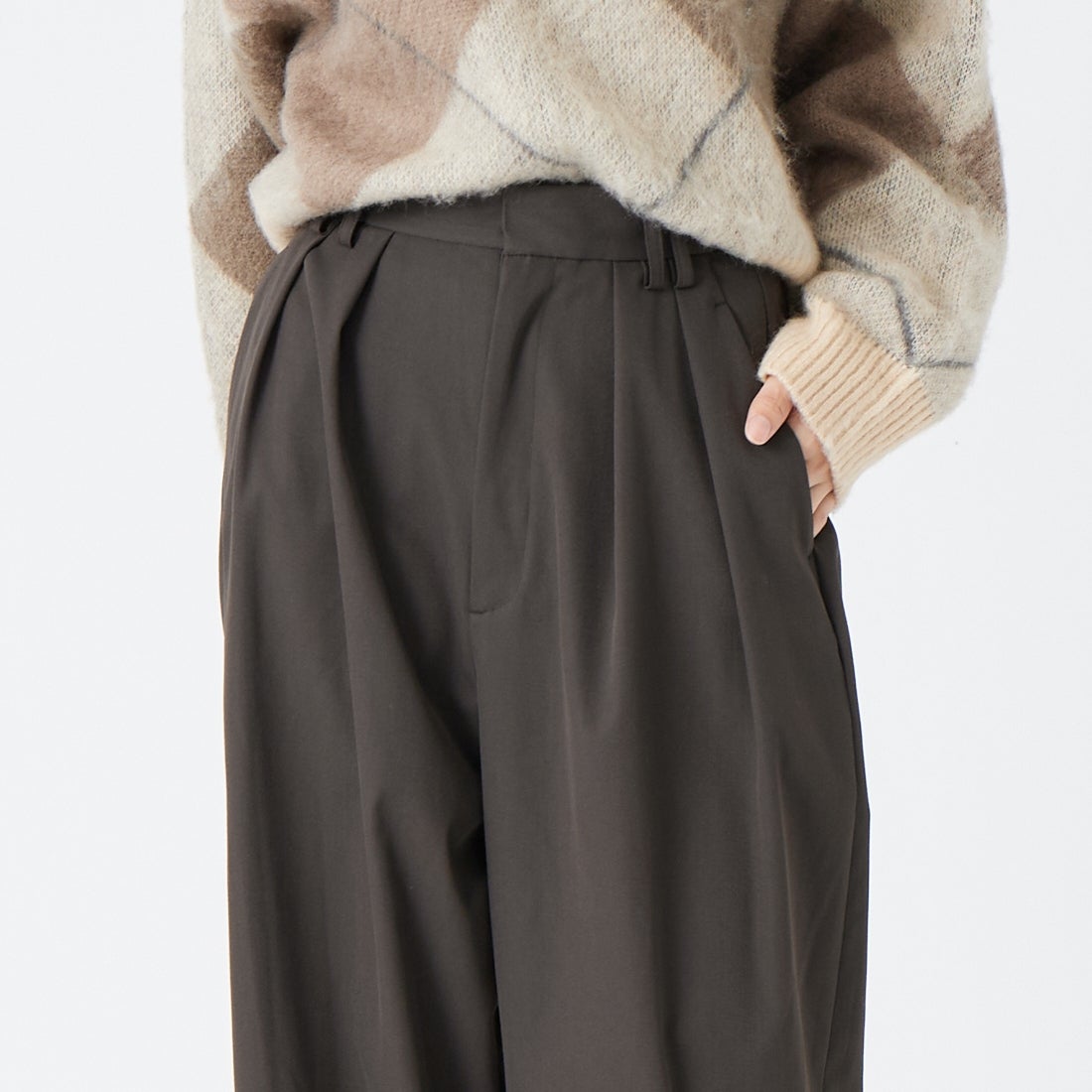 Jeans Factory Clothes [ジーンズファクトリークローズ] マルーデコットンチノクロス タックワイドパンツ [LWJF-01] 10 CHA &&モデル身長：162cm 着用サイズ：36&&