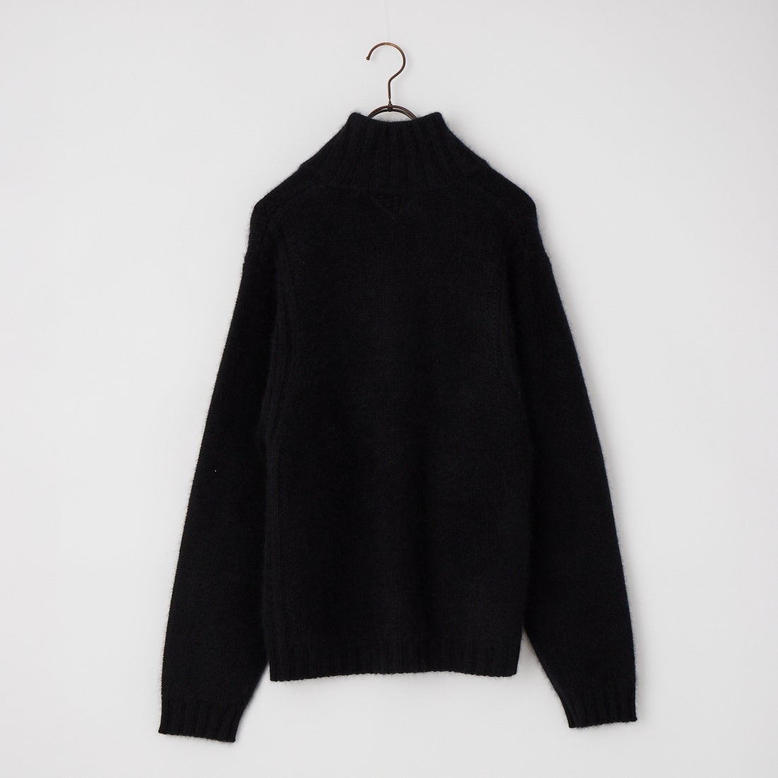 White Mountaineering [ホワイトマウンテニアリング] ラクーンドライバーズニットブルゾン [WM2673605] BLACK