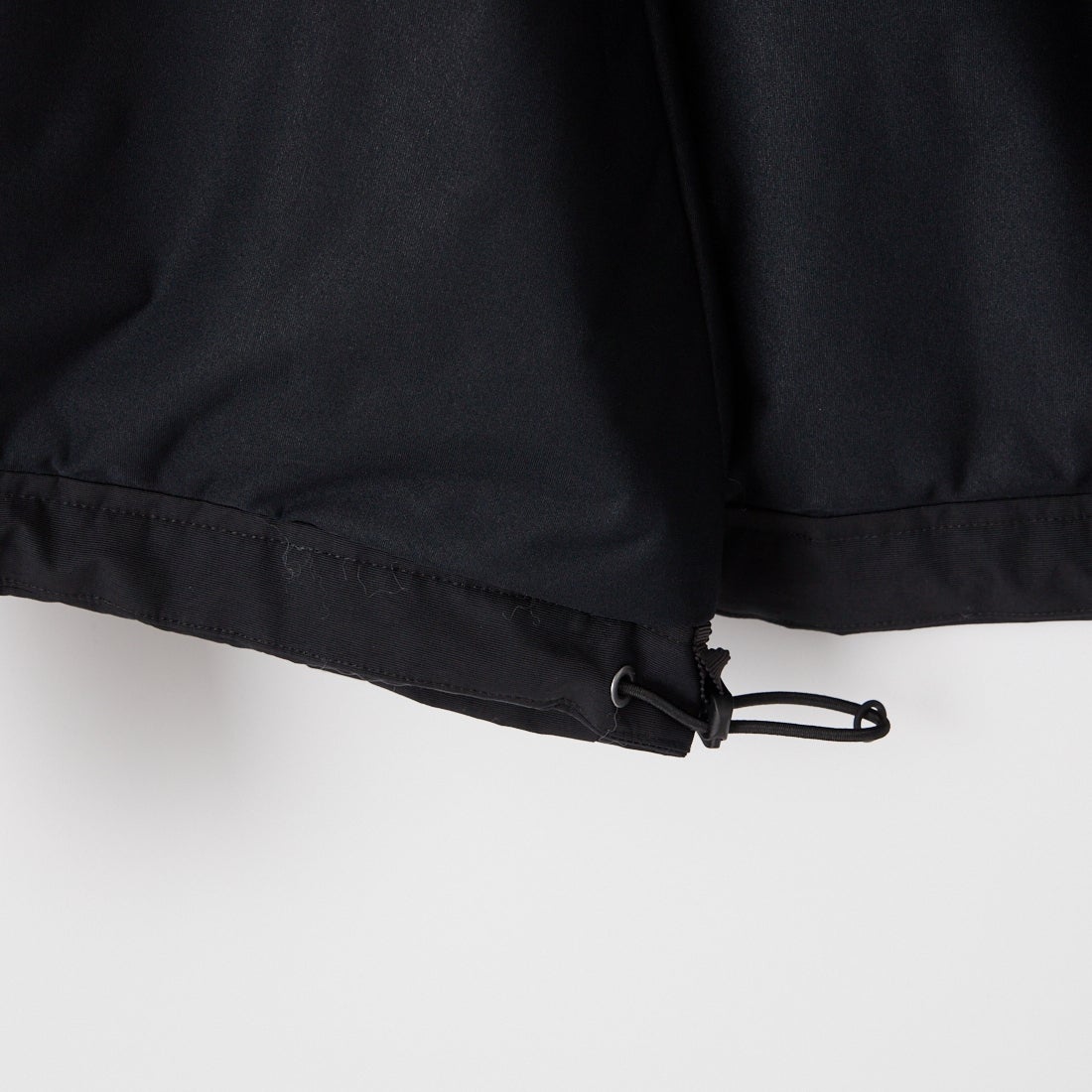 White Mountaineering [ホワイトマウンテニアリング] ウィンドストッパーラグランブルゾン [WM2673214] BLACK