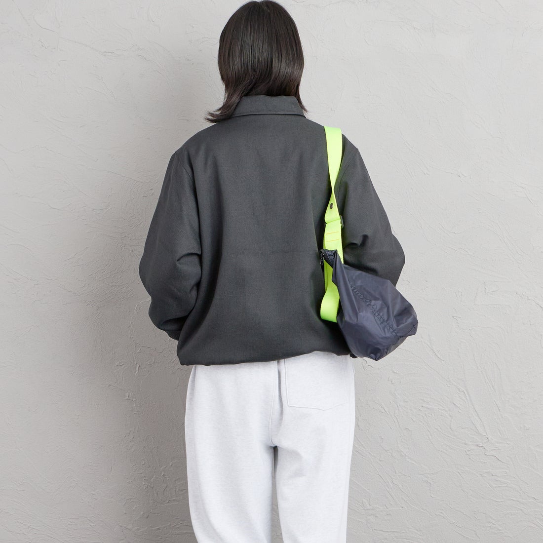 FRED PERRY [フレッドペリー] 別注 パデッドボタン 中綿ジャケット [FPM-26A-003JF] CHACOAL MA &&モデル身長：162cm 着用サイズ：S&&