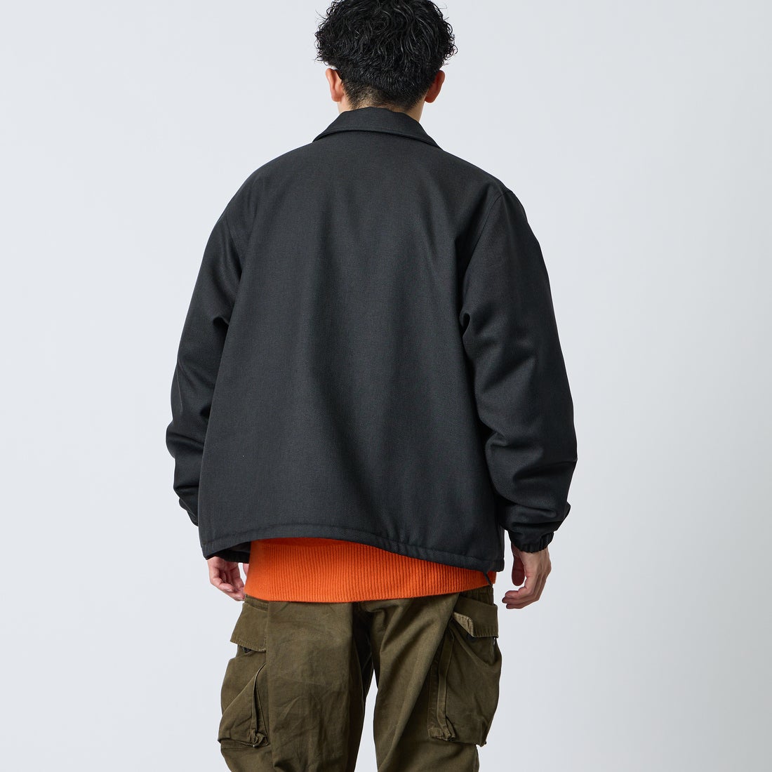 FRED PERRY [フレッドペリー] 別注 パデッドボタン 中綿ジャケット [FPM-26A-003JF] CHACOAL MA &&モデル身長：168cm 着用サイズ：L&&