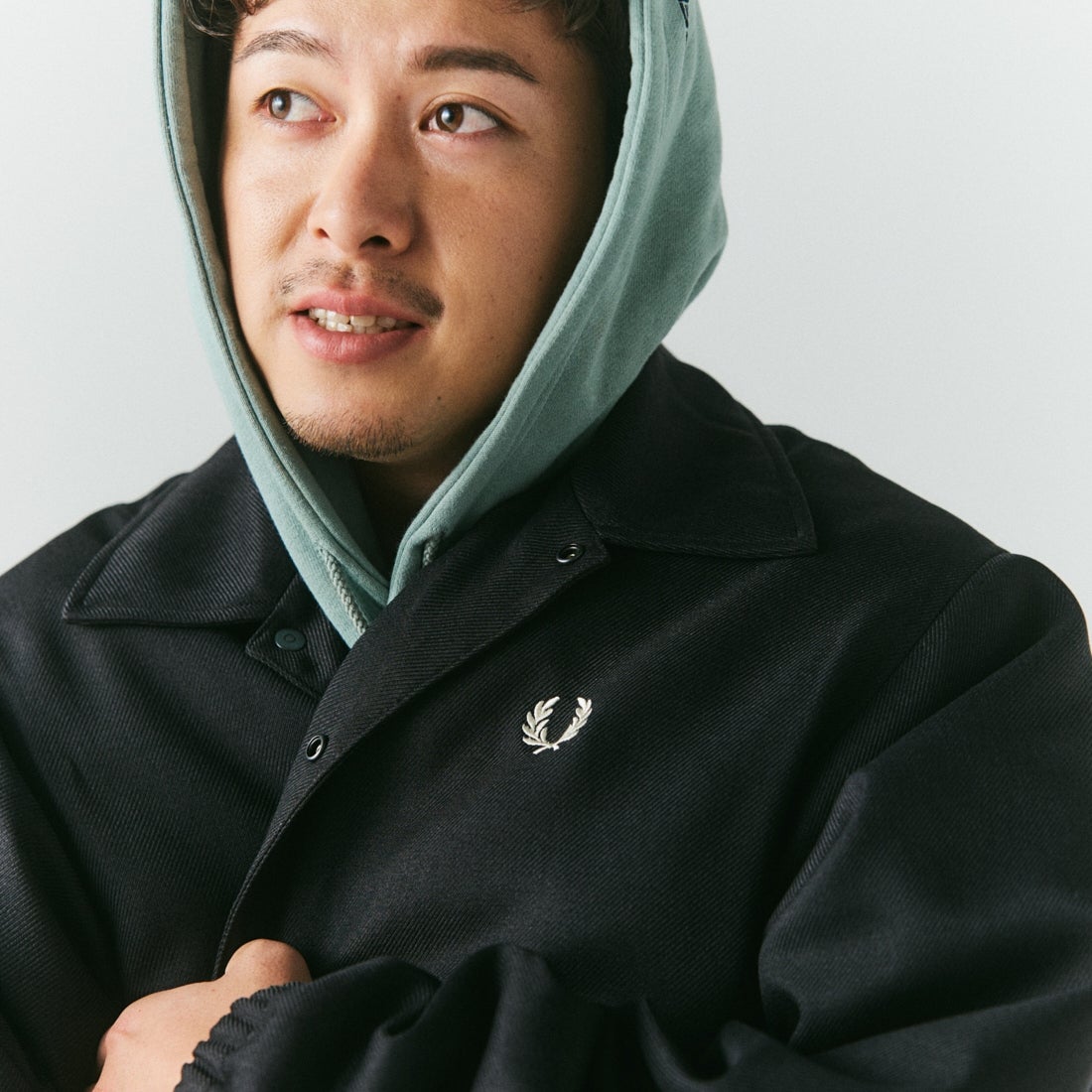 FRED PERRY [フレッドペリー] 別注 パデッドボタン 中綿ジャケット [FPM-26A-003JF] CHACOAL MA