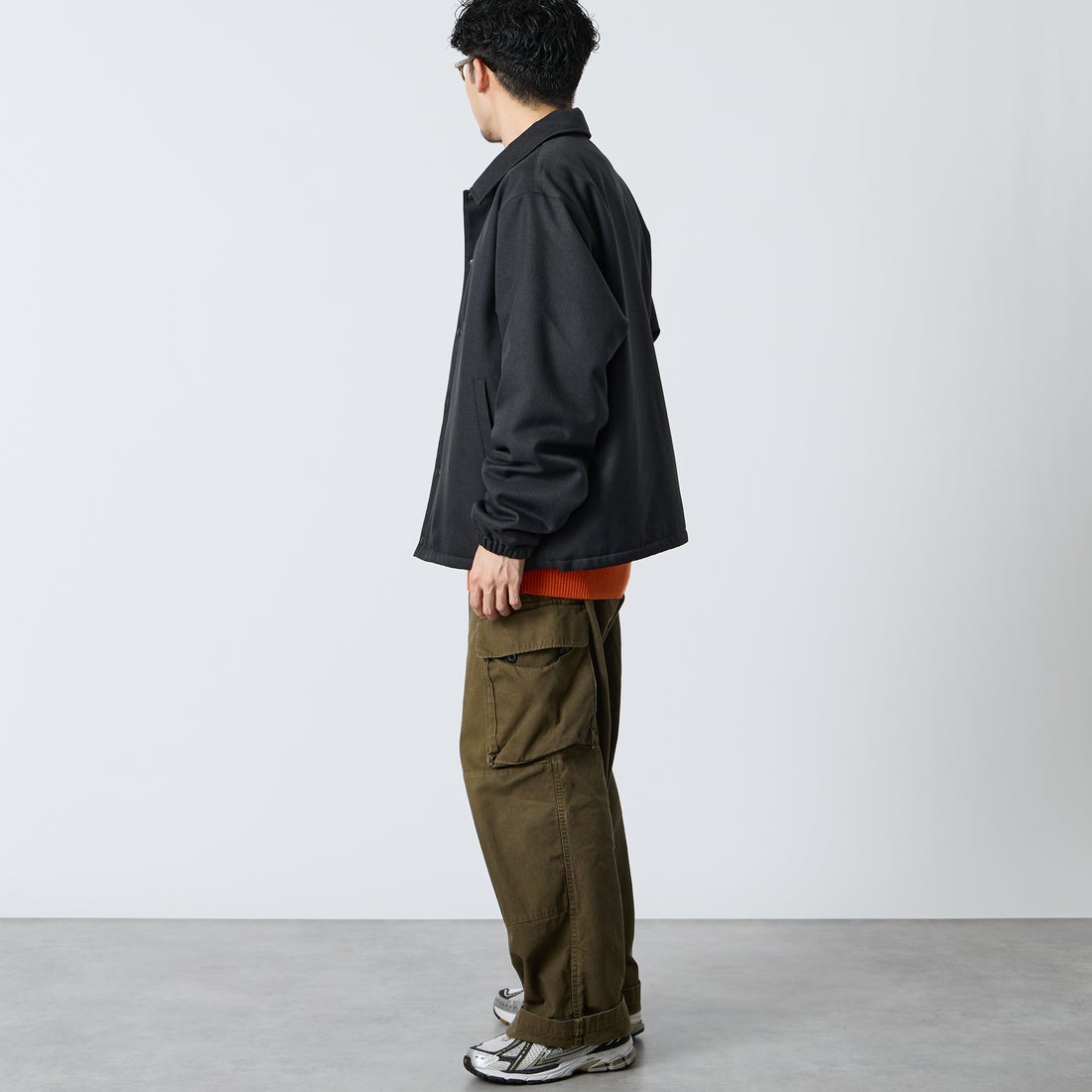 FRED PERRY [フレッドペリー] 別注 パデッドボタン 中綿ジャケット [FPM-26A-003JF] CHACOAL MA &&モデル身長：168cm 着用サイズ：L&&
