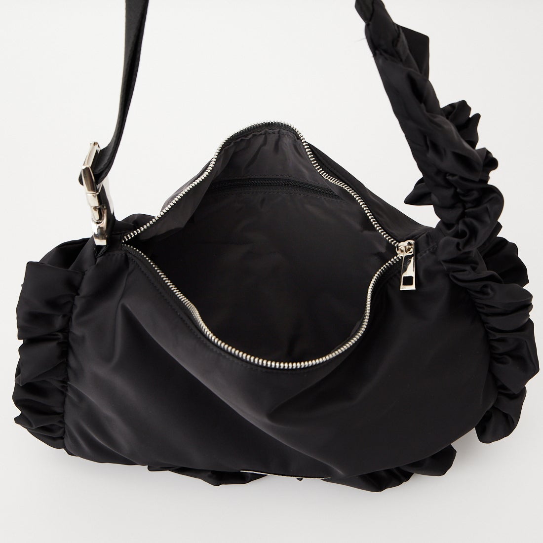OUTDOOR PRODUCTS [アウトドアプロダクツ] ナイロンフリルショルダーバッグ [BR-OUT-26AW27] BLACK