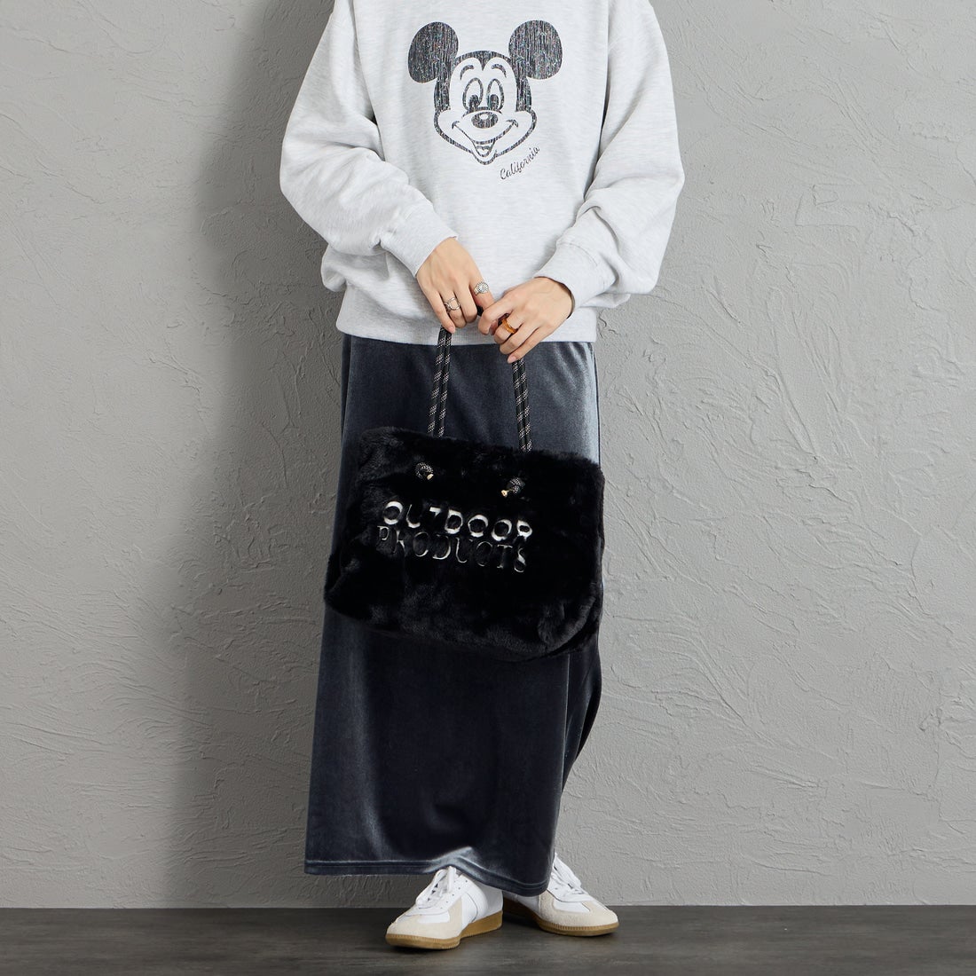 OUTDOOR PRODUCTS [アウトドアプロダクツ] シャーリングショルダーバッグ [BR-OUT-26AW16] BLACK