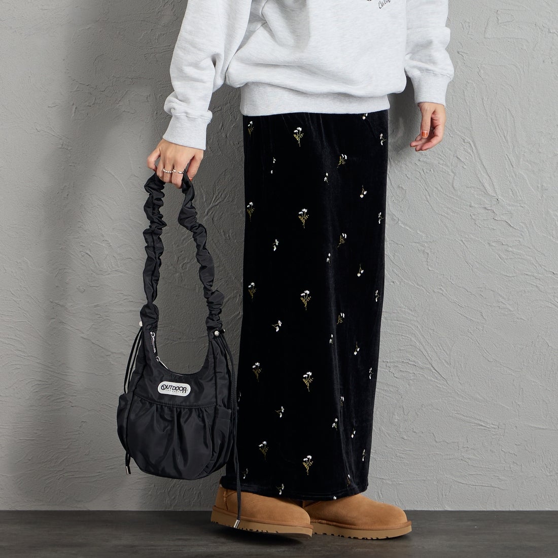 OUTDOOR PRODUCTS [アウトドアプロダクツ] エッグショルダーバッグ [BR-OUT-26AW13] BLACK