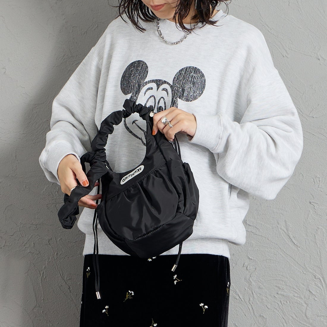 OUTDOOR PRODUCTS [アウトドアプロダクツ] エッグショルダーバッグ [BR-OUT-26AW13] BLACK
