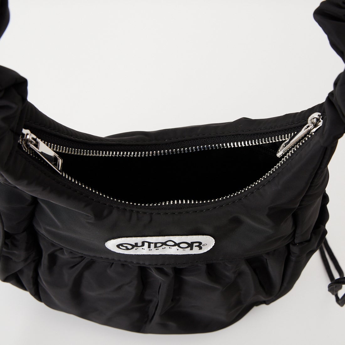 OUTDOOR PRODUCTS [アウトドアプロダクツ] エッグショルダーバッグ [BR-OUT-26AW13] BLACK