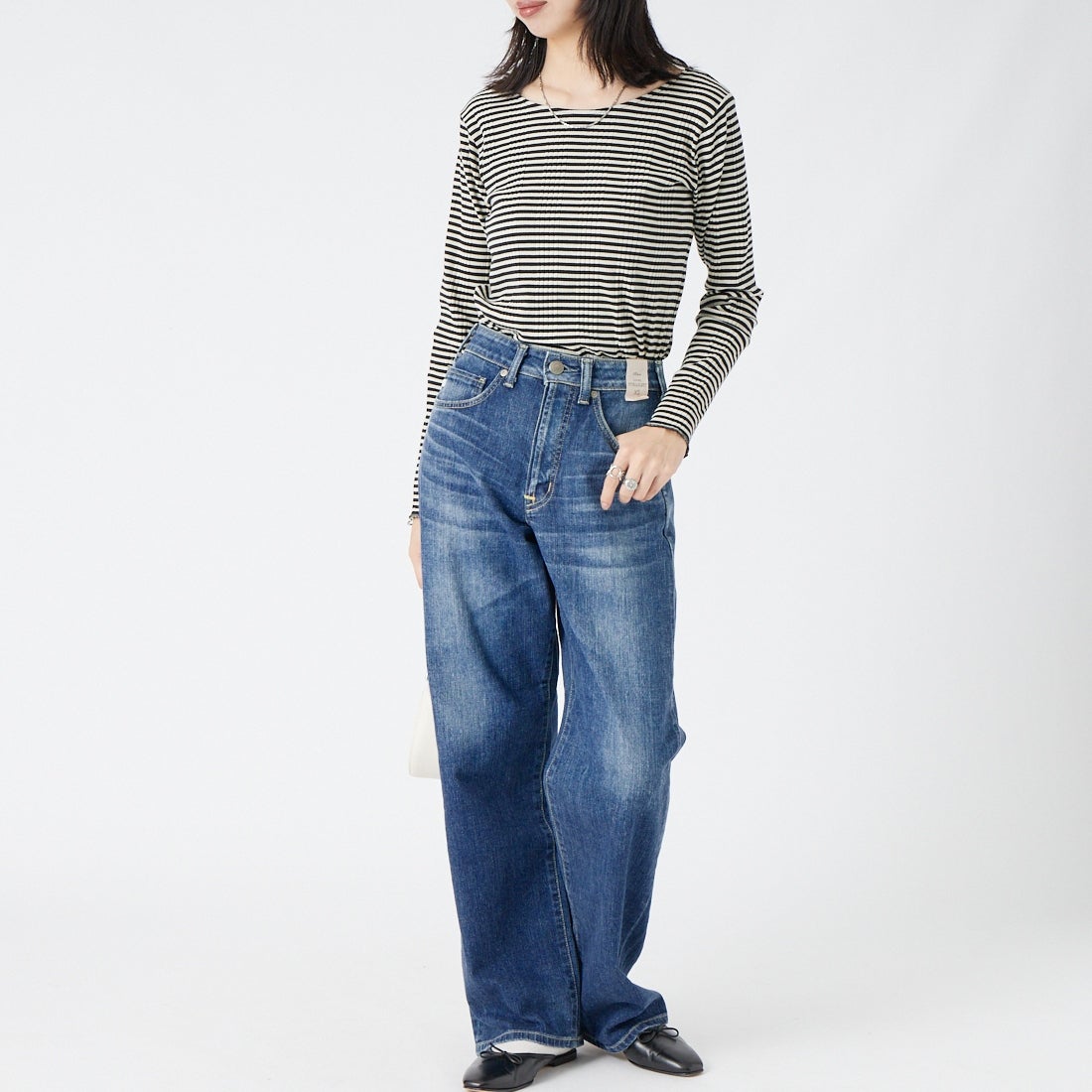 SOMETHING [サムシング] ELSA NOUVEAU ルーズストレートデニムパンツ [STG15] 36 M.DARK &&モデル身長：162cm 着用サイズ：XS&&