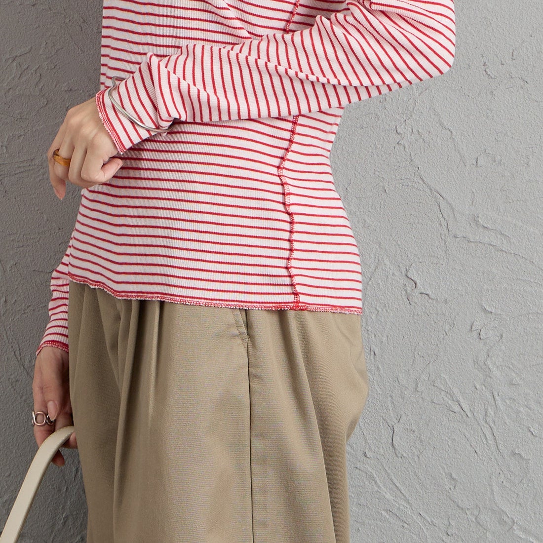 MEYAME [メヤメ] ボーダーソフトリブ ヘンリーネックプルオーバー [MEY-2503] PINK/RED &&モデル身長：162cm 着用サイズ：F&&