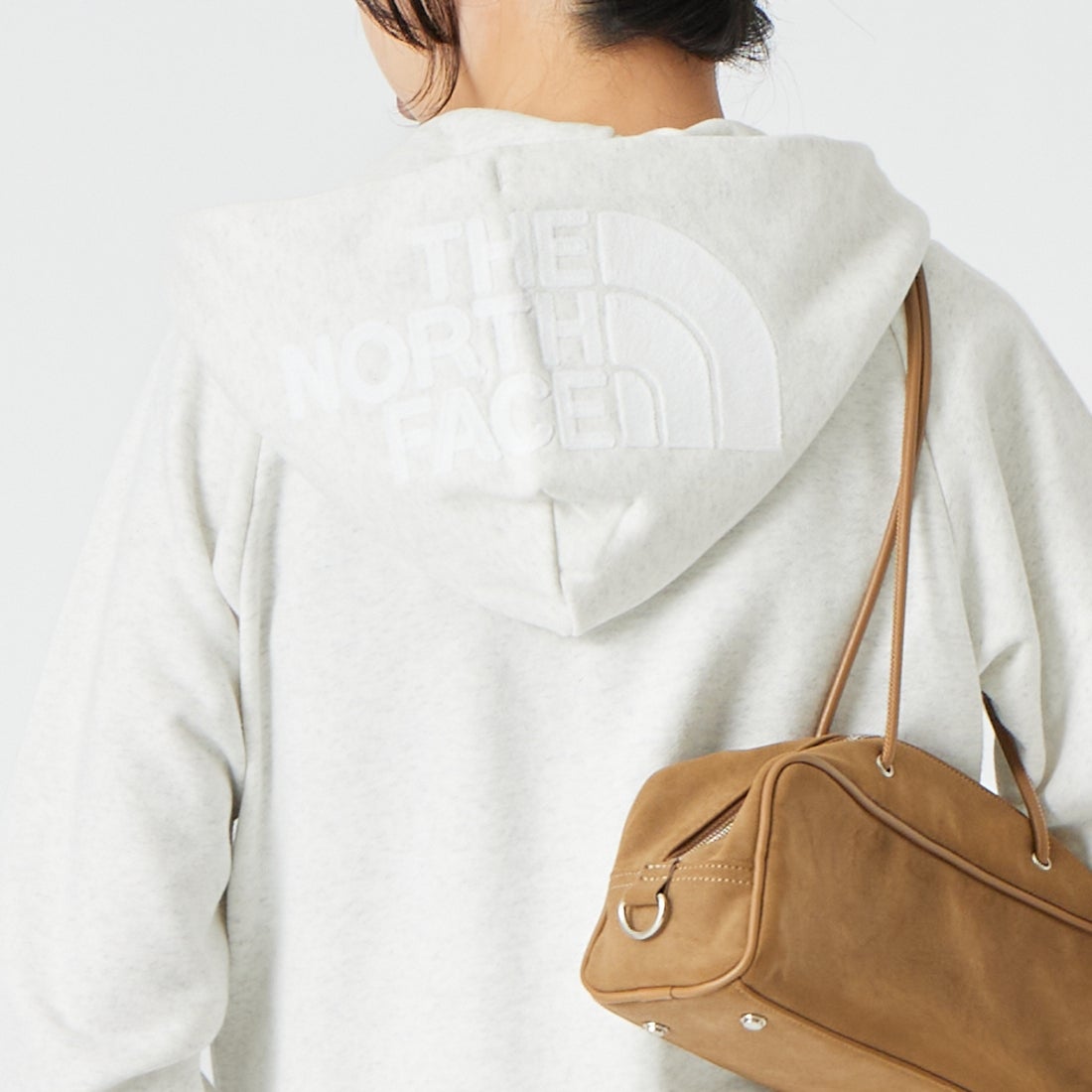 THE NORTH FACE [ザ ノースフェイス] リアビューフルジップフーディ [NTW62640] WX &&モデル身長：162cm 着用サイズ：M&&