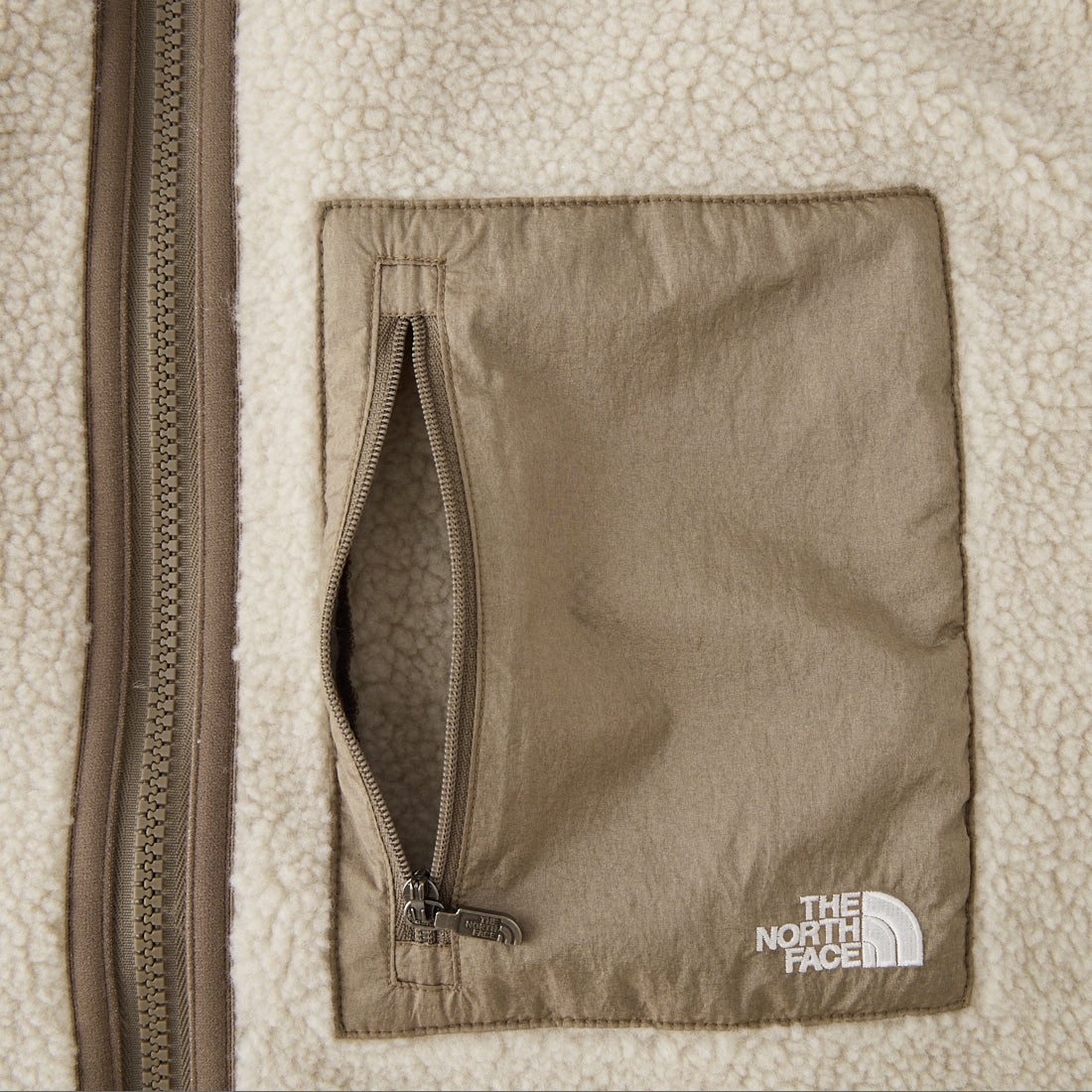 THE NORTH FACE [ザ ノースフェイス] リバーシブルエクストリームパイルフリースベスト [NP72537] FM