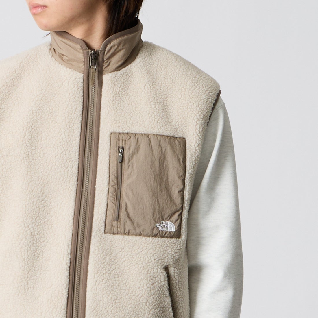 THE NORTH FACE [ザ ノースフェイス] リバーシブルエクストリームパイルフリースベスト [NP72537] FM &&モデル身長：177cm 着用サイズ：M&&