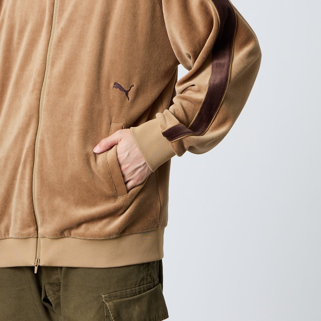 予約商品】PUMA [プーマ] 別注 T7 ベロアトラックジャケット [640946