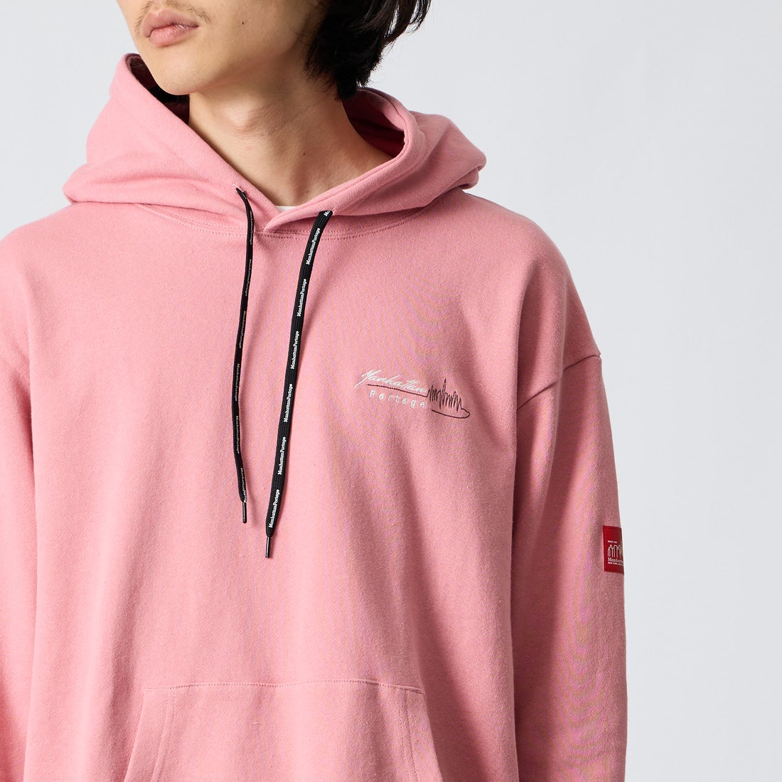 MANHATTAN PORTAGE [マンハッタンポーテージ] 別注 バックフォトプリント スウェットパーカー [26FWMP-IN88-JF] PINK