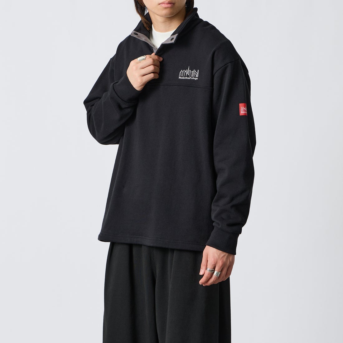 BLACK&&モデル身長：177cm 着用サイズ：L&&