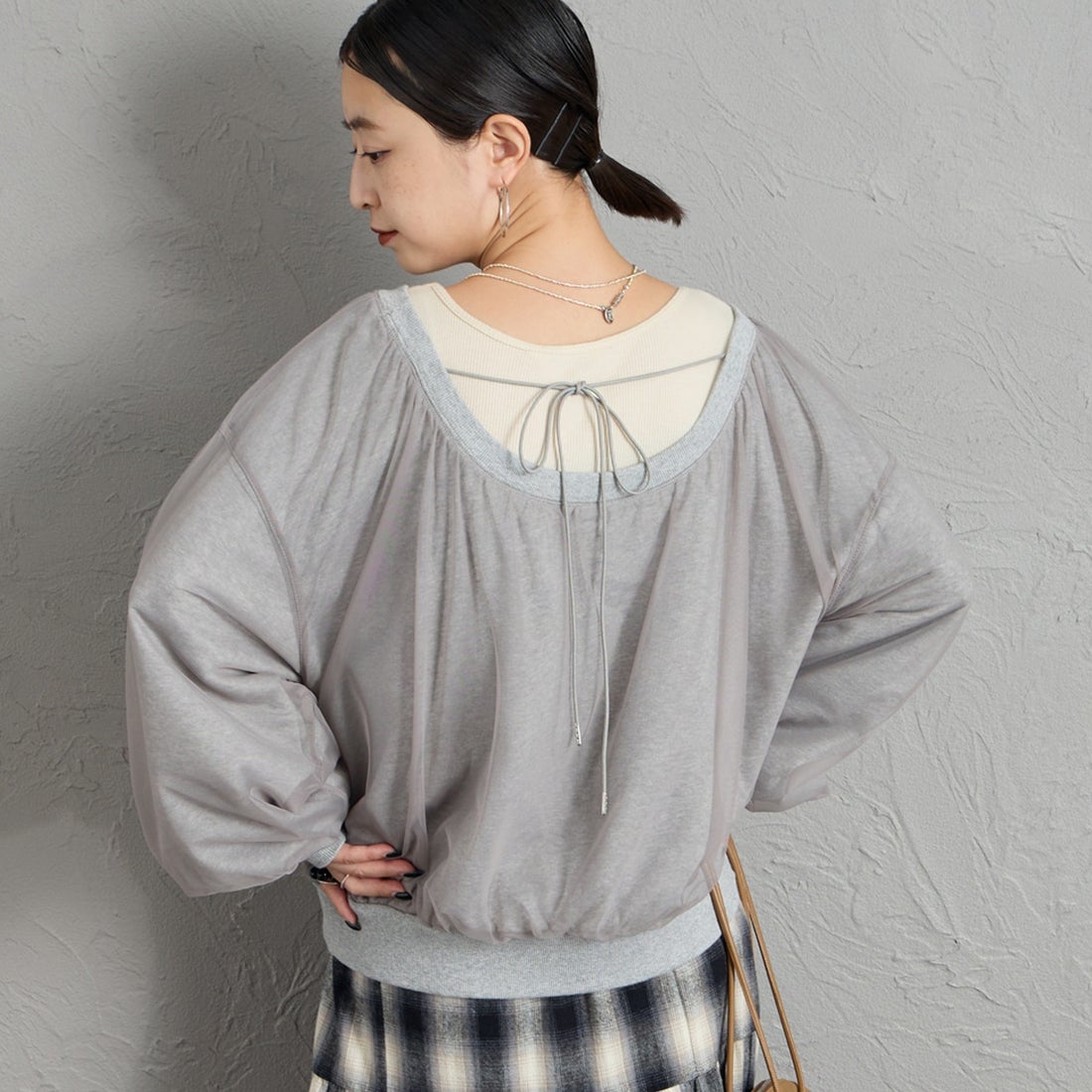 06 GRAY&&モデル身長：150cm 着用サイズ：F&&