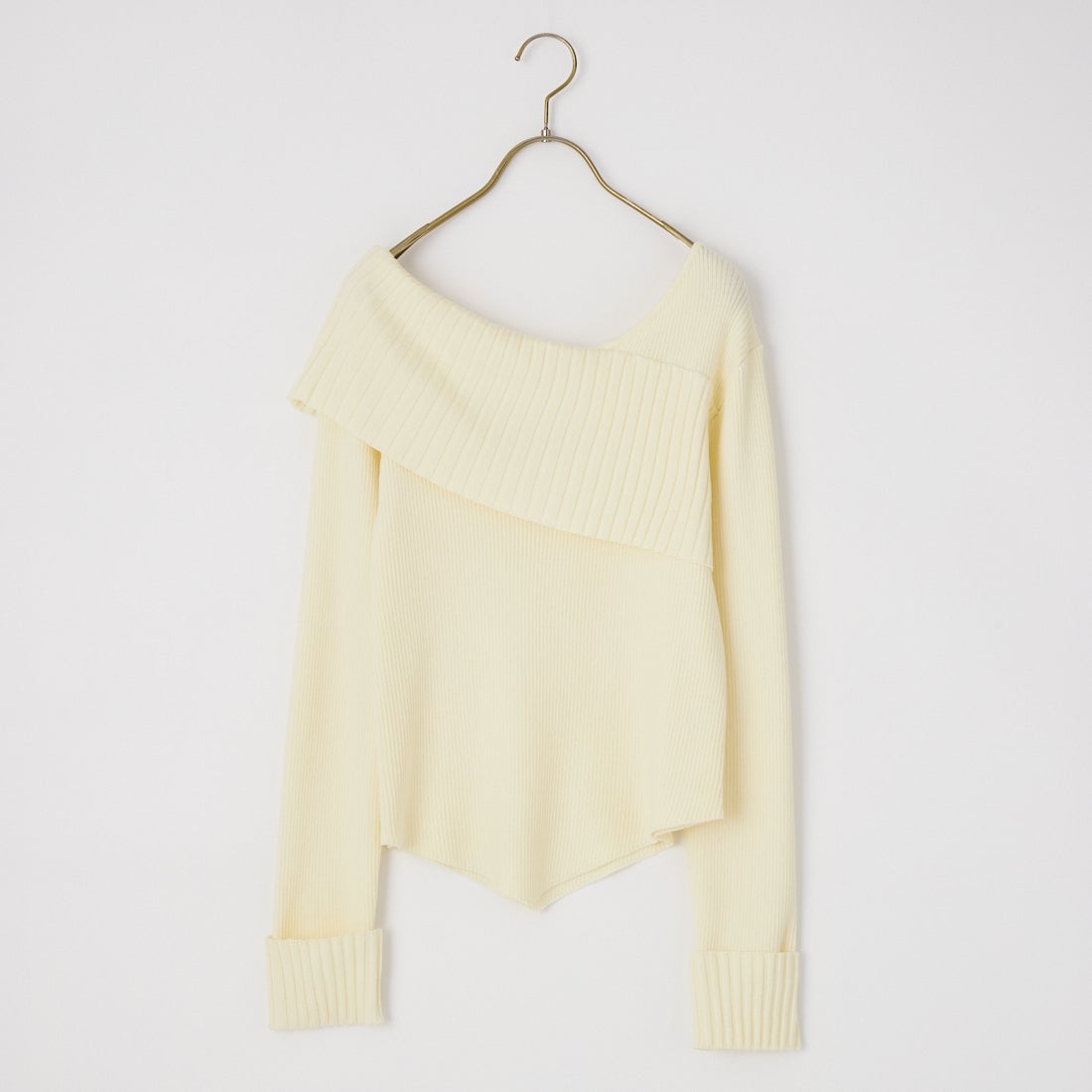 21 IVORY