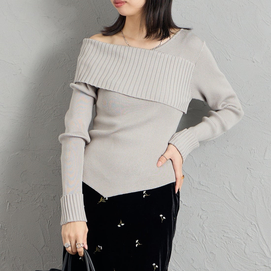 07 GRAY&&モデル身長：162cm 着用サイズ：F&&