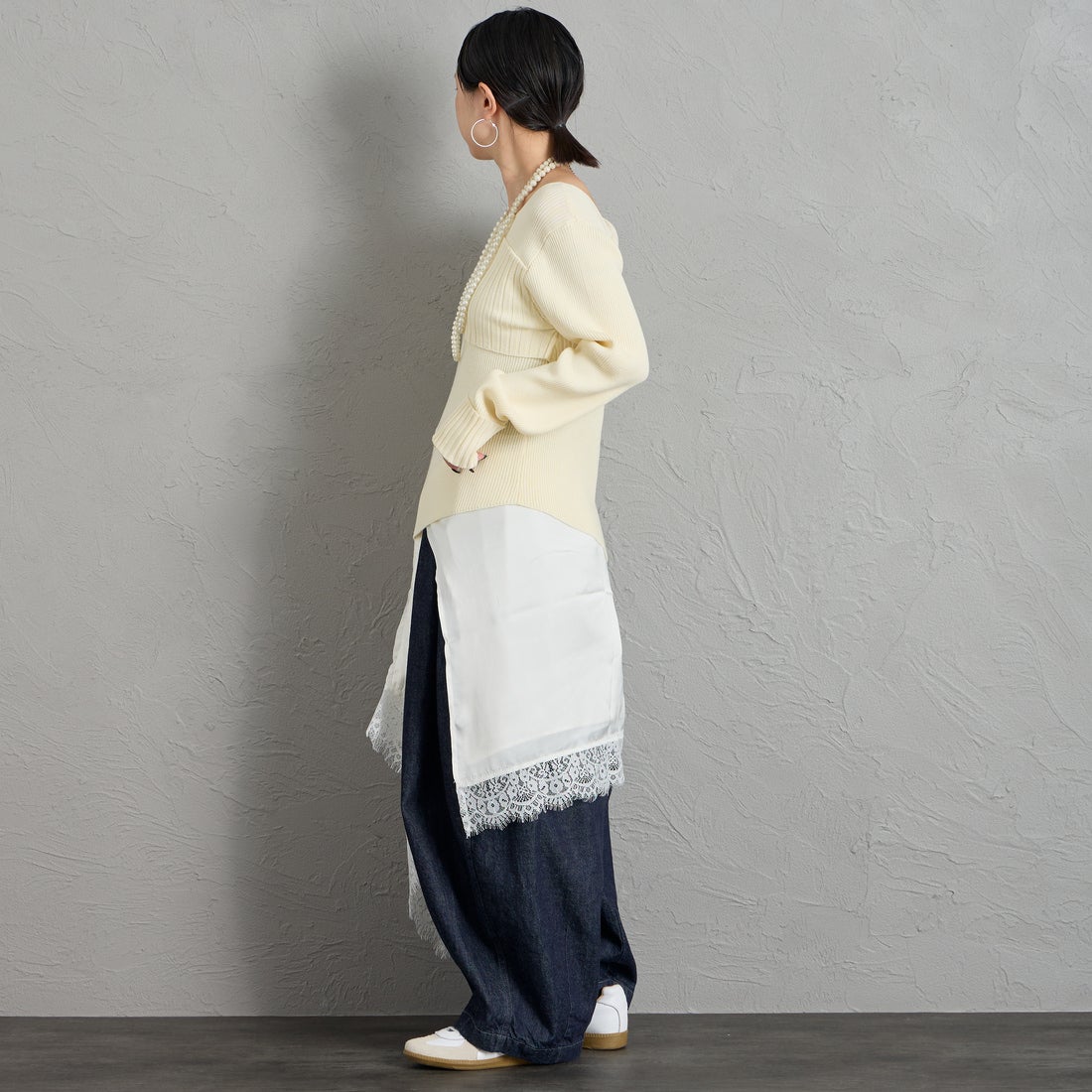 nenom [ネノム] 2WAY アシンメトリーリブニットプルオーバー [NE26331008] 21 IVORY &&モデル身長：150cm 着用サイズ：F&&
