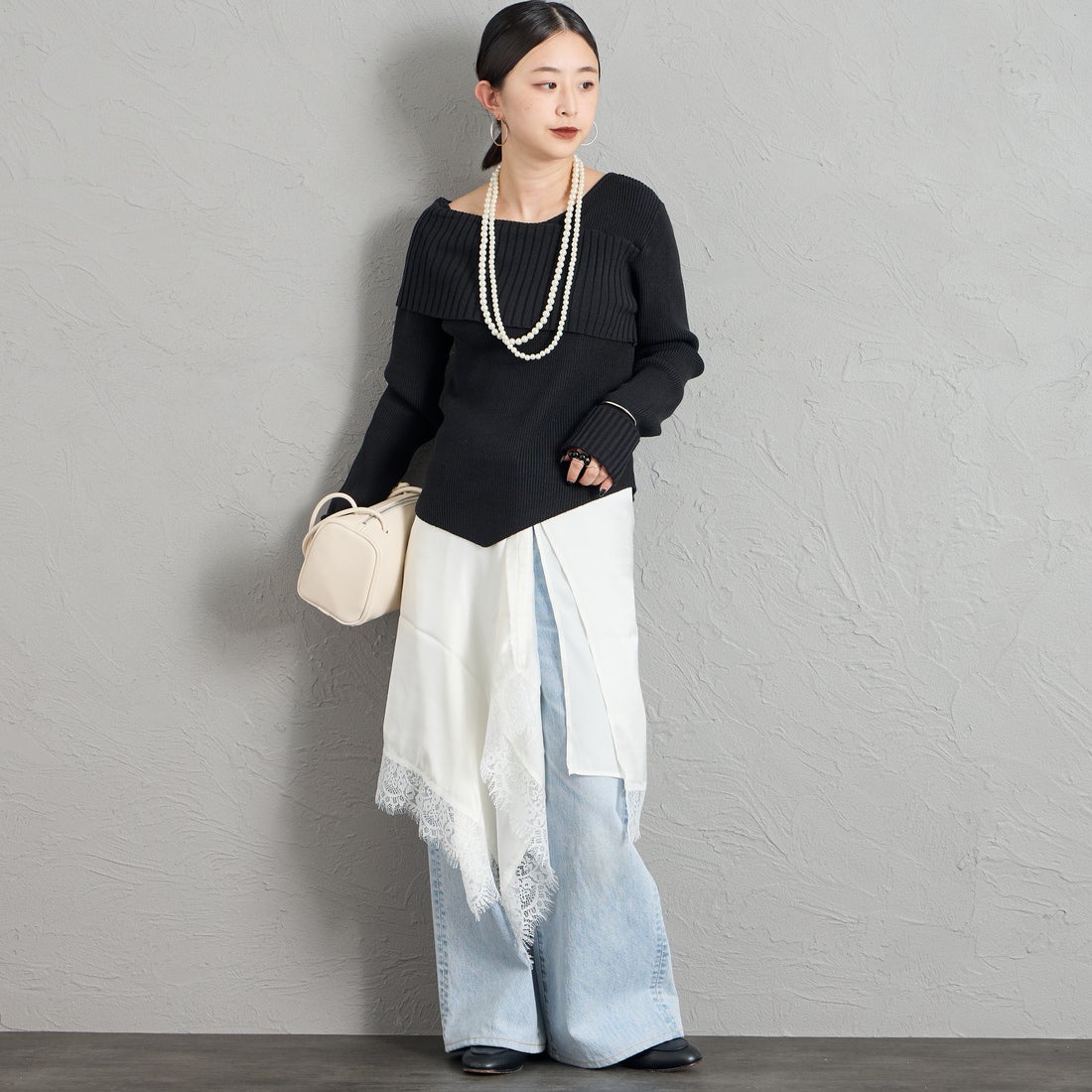 nenom [ネノム] 2WAY アシンメトリーリブニットプルオーバー [NE26331008] 09 BLACK &&モデル身長：150cm 着用サイズ：F&&