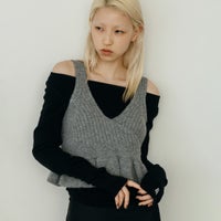 07 GRAY