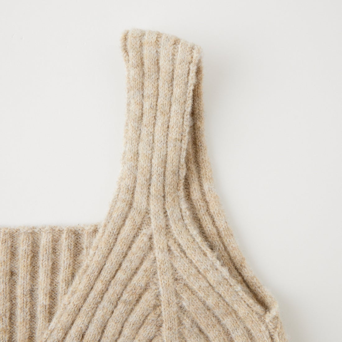 nenom [ネノム] 2WAY ペプラムカシュクールビスチェ [NE26331006] 22 BEIGE