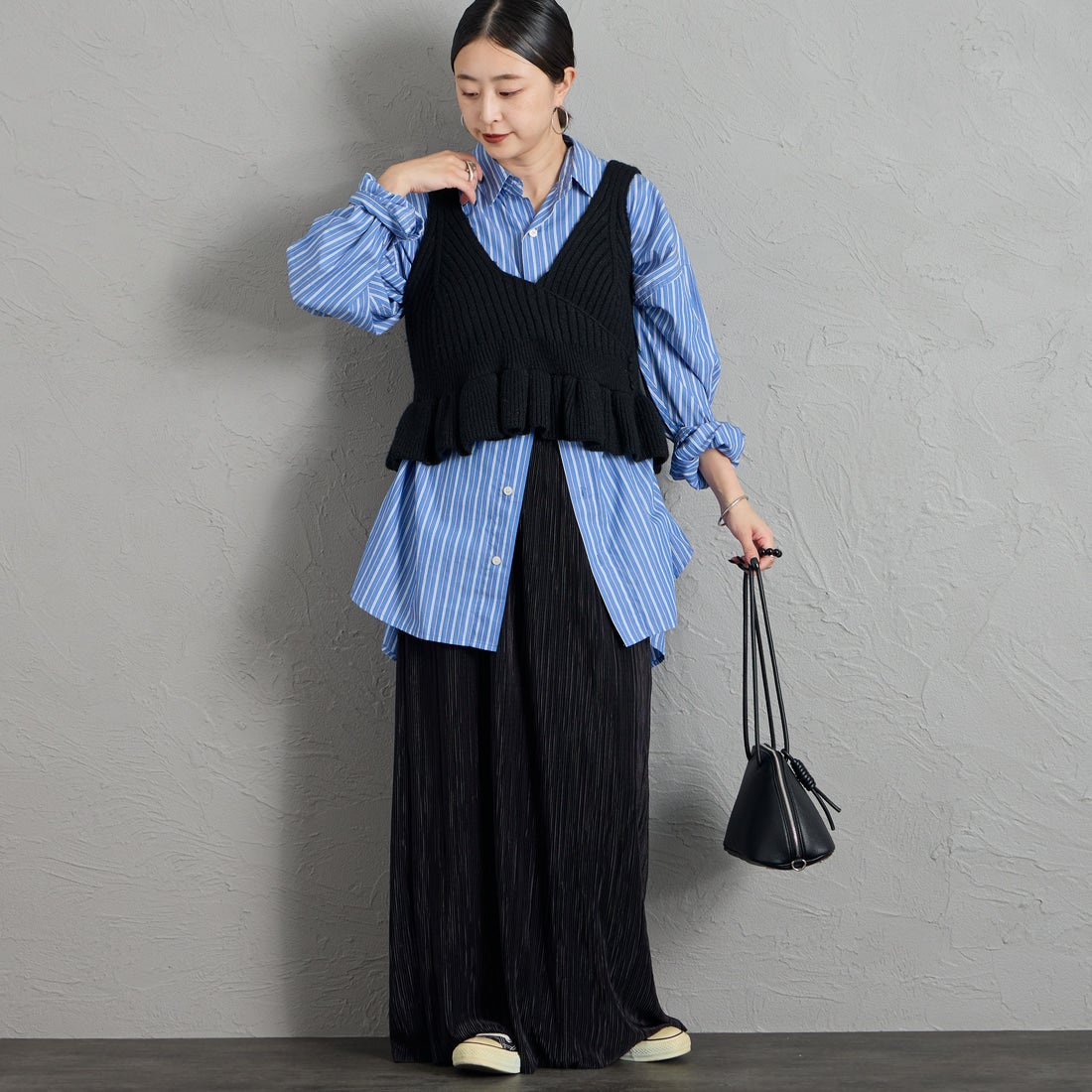 nenom [ネノム] 2WAY ペプラムカシュクールビスチェ [NE26331006] 09 BLACK &&モデル身長：150cm 着用サイズ：F&&