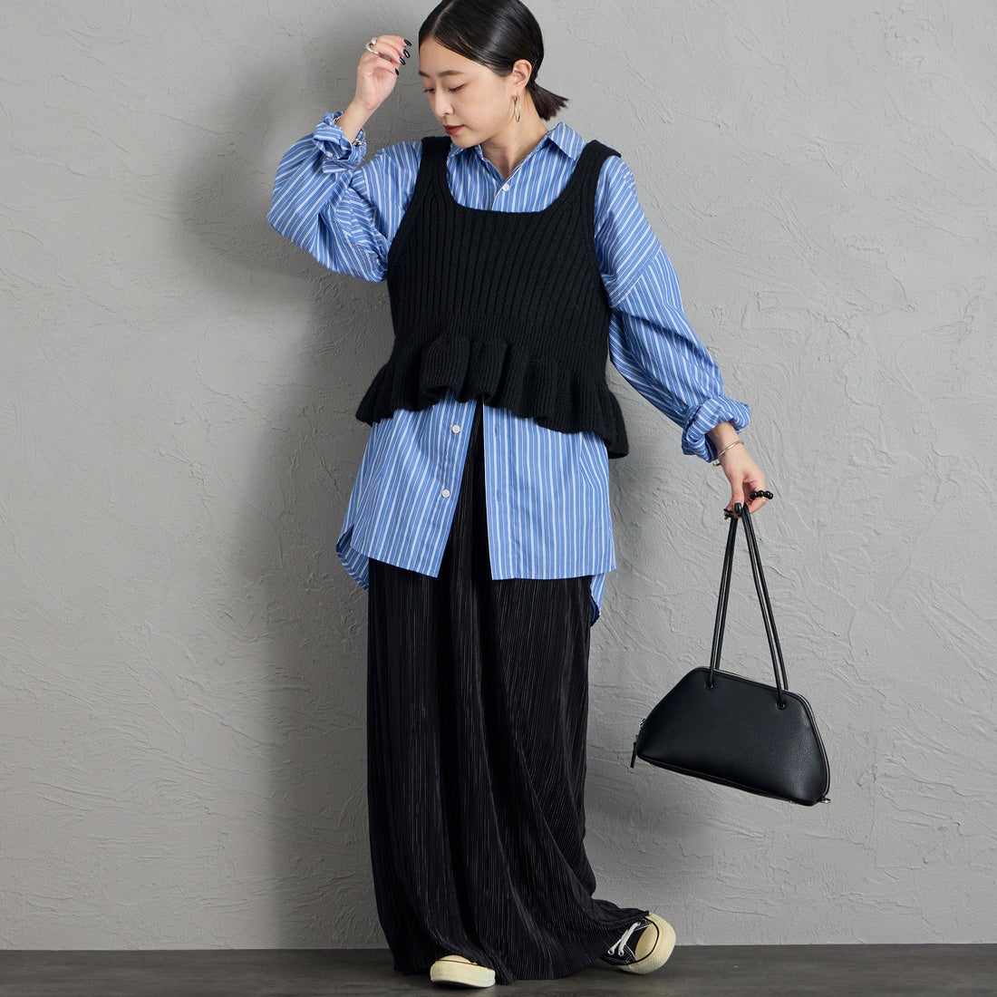 nenom [ネノム] 2WAY ペプラムカシュクールビスチェ [NE26331006] 09 BLACK &&モデル身長：150cm 着用サイズ：F&&