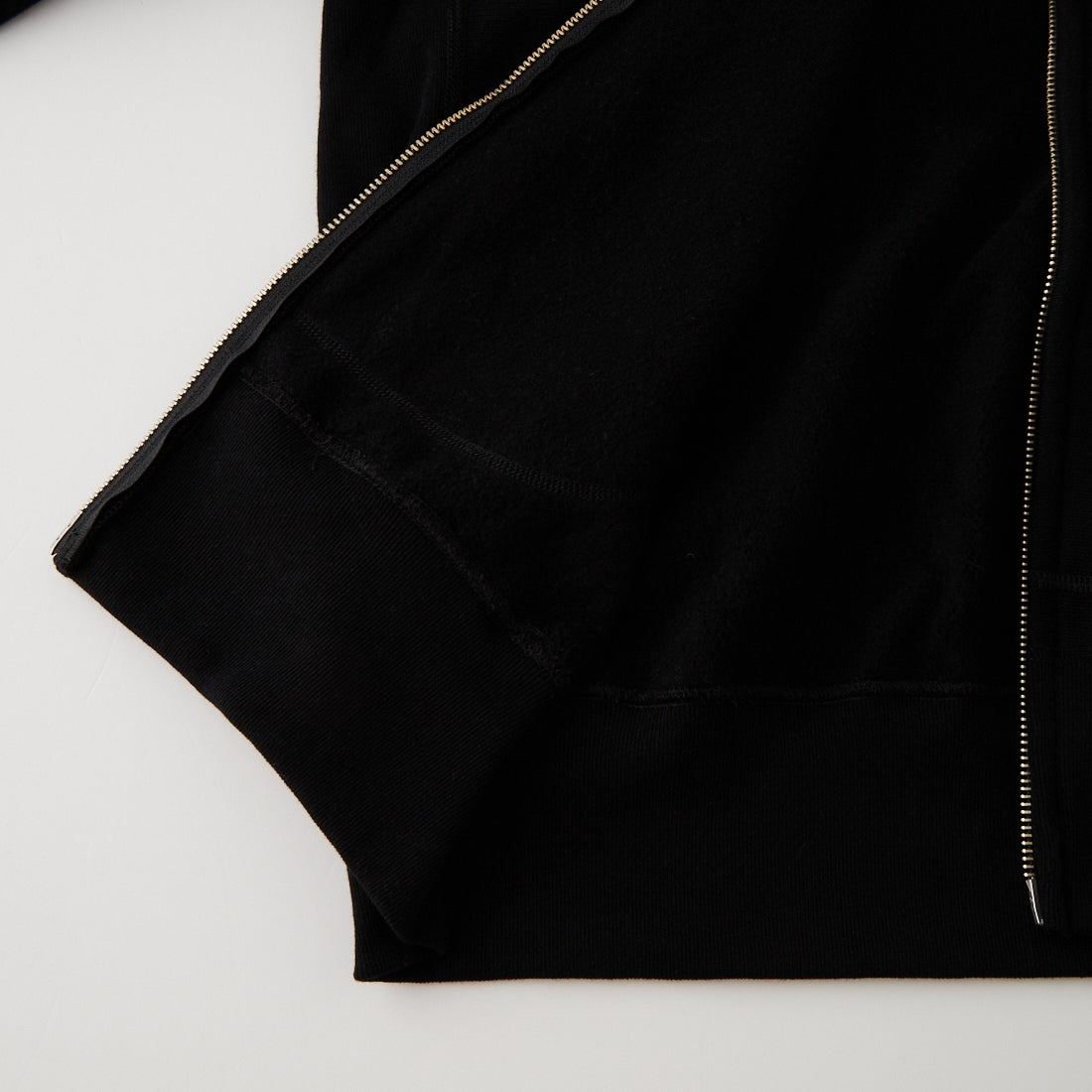 A VONTADE [アボンタージ] リバースジップフーディ [VTD-0650-CS] 10 BLACK