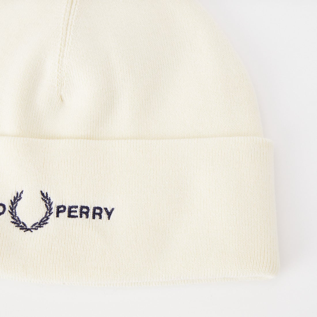 FRED PERRY [フレッドペリー] ロゴ刺繍ビーニー [C3300] 08D ECR/DK