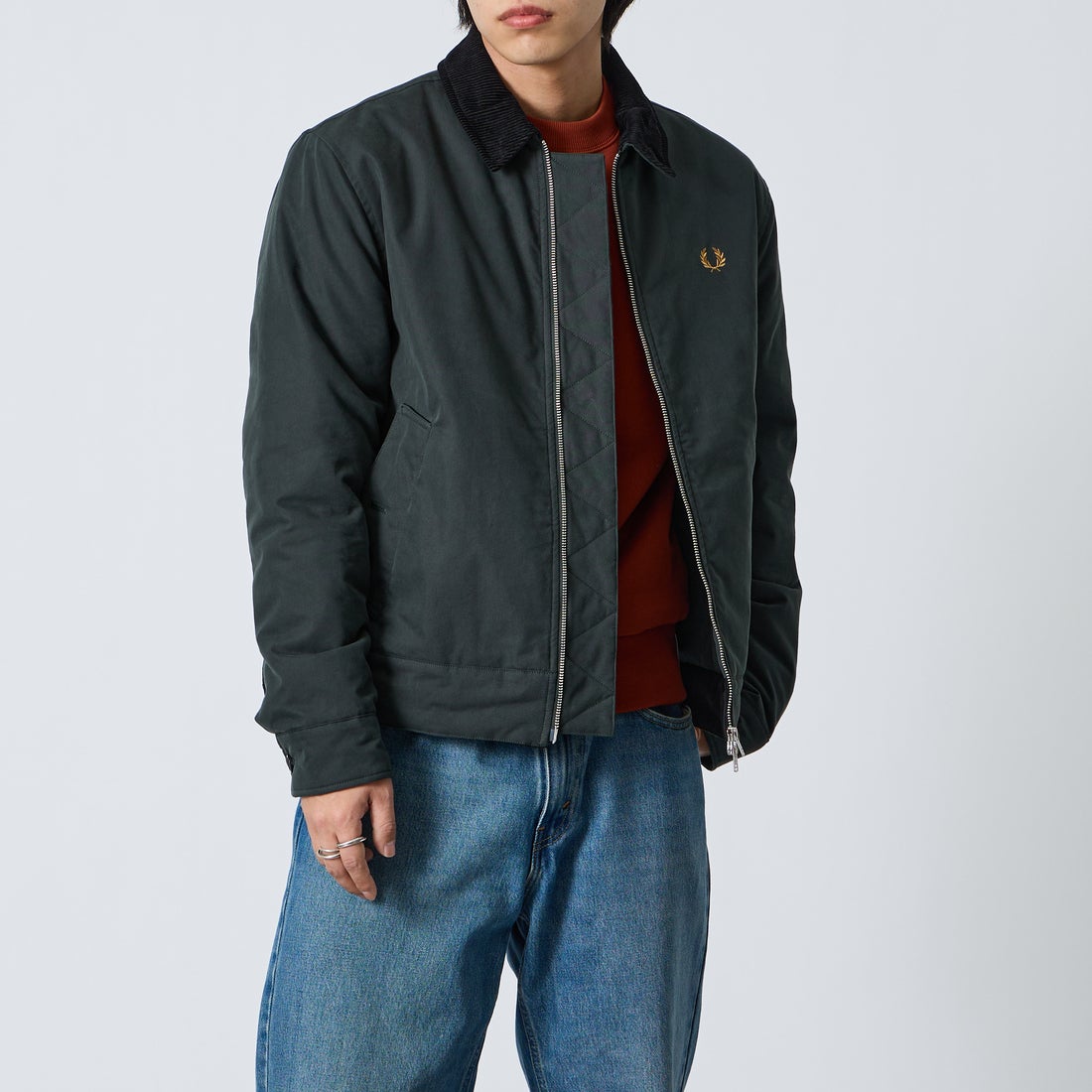 FRED PERRY [フレッドペリー] コットンカバンジャケット [J8535] Q20 NIGHT &&モデル身長：179cm 着用サイズ：M&&
