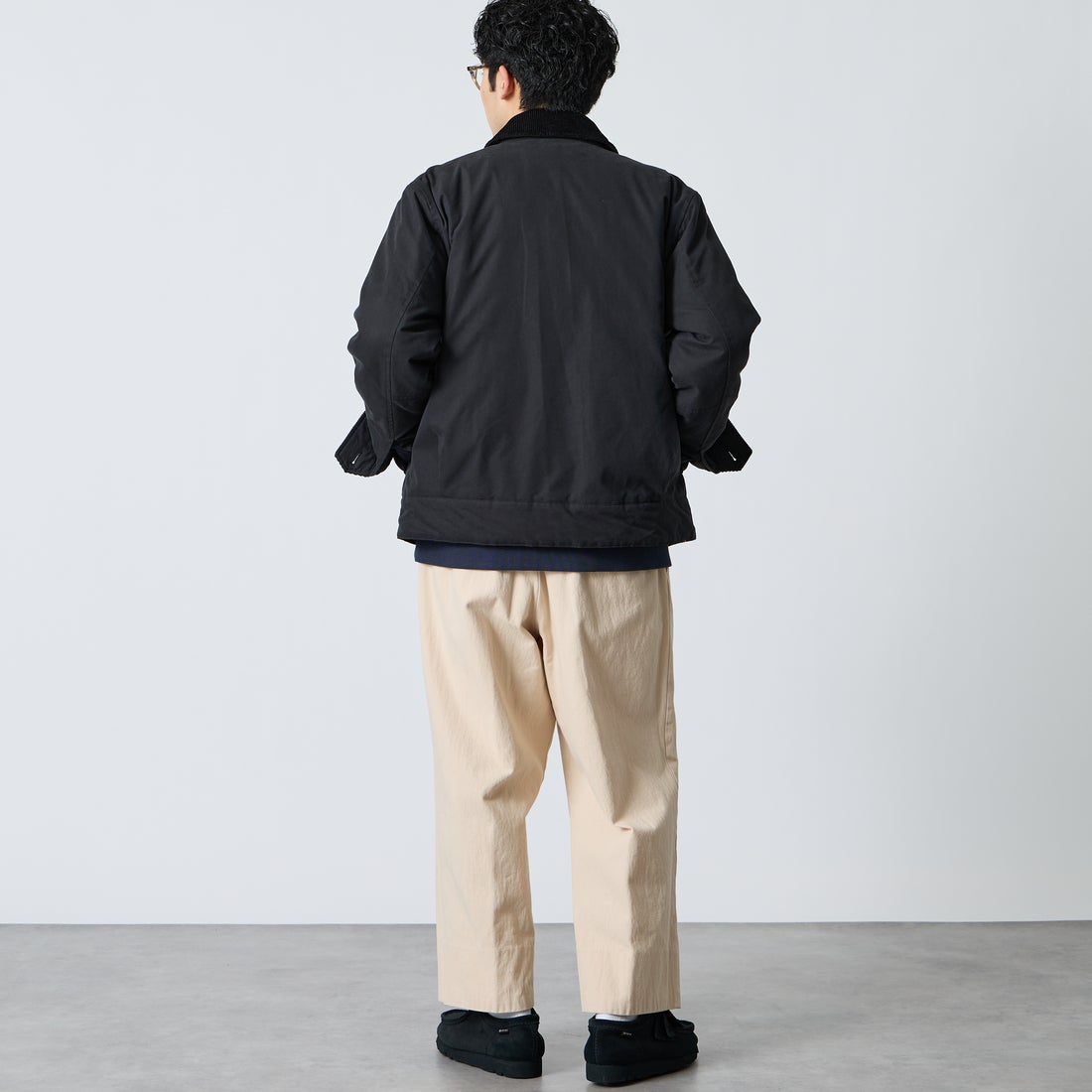 FRED PERRY [フレッドペリー] コットンカバンジャケット [J8535] 220 BLACK &&モデル身長：168cm 着用サイズ：M&&